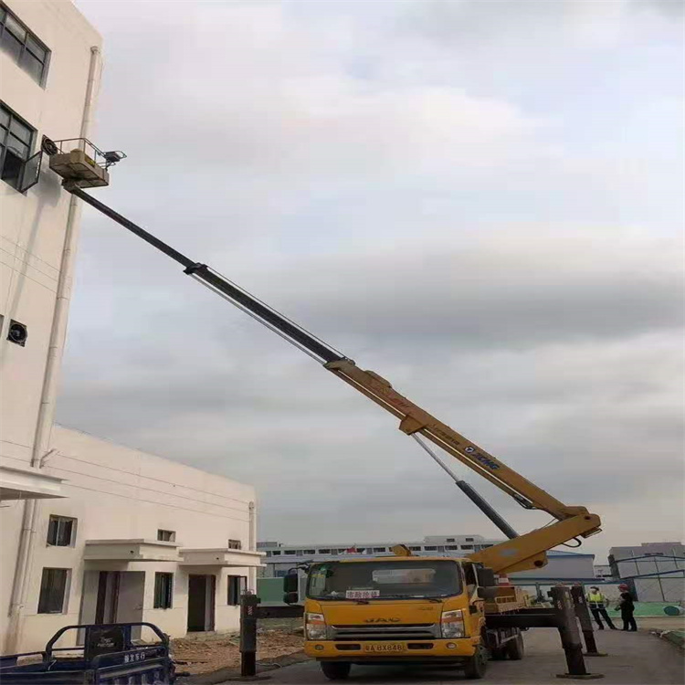 后湖管理区哪里有小型吊车出租的